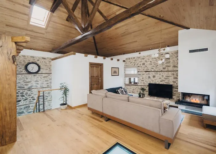 Elia City House